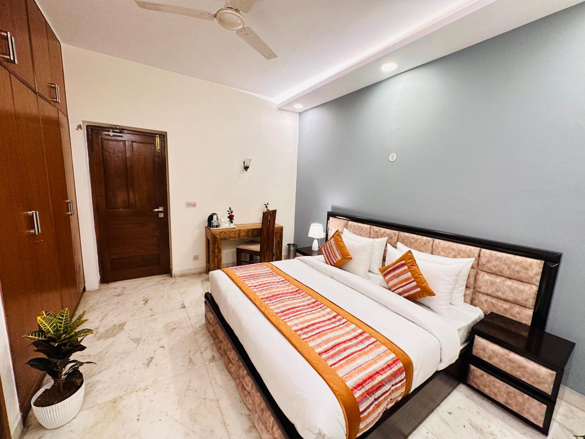 Grove Residency Hauz Khas New Delhi Couple Friendly Hotel Kültér fotó